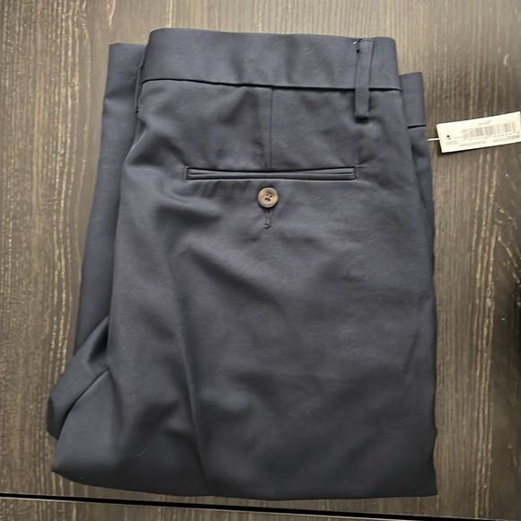 - Amazon Essentials Men's Slim-Fit Flat-Front Dress Pant 32X29L - Picture 5 of 5